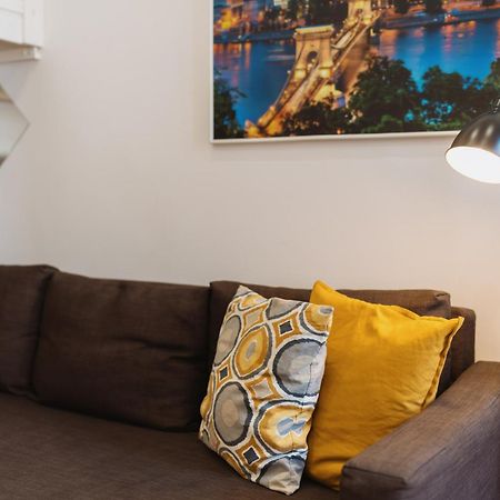 The Jasper Apartment Будапеща Екстериор снимка