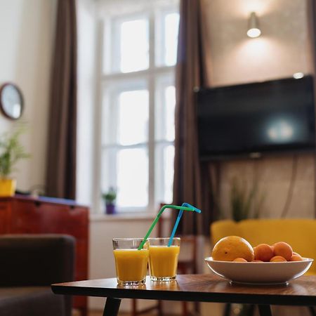 The Jasper Apartment Будапеща Екстериор снимка