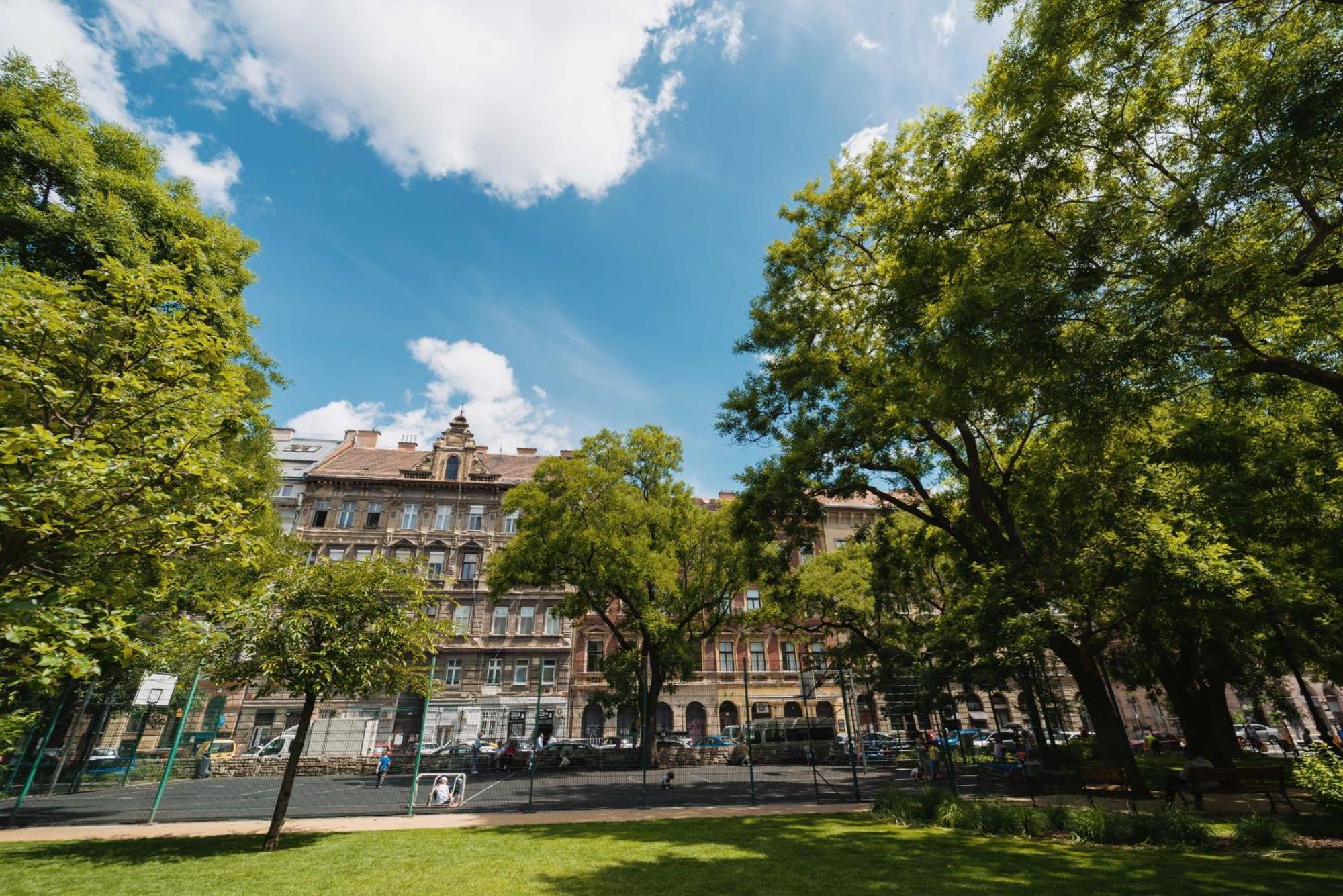 The Jasper Apartment Будапеща Екстериор снимка